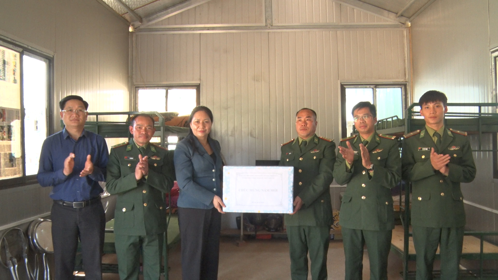 anh tin bai